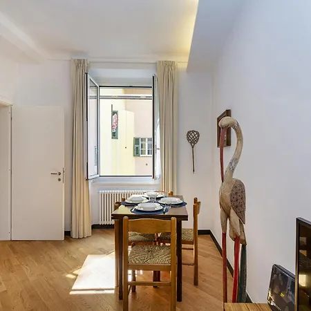 Colour And Comfort In The Centre By Wonderful Italy Appartement